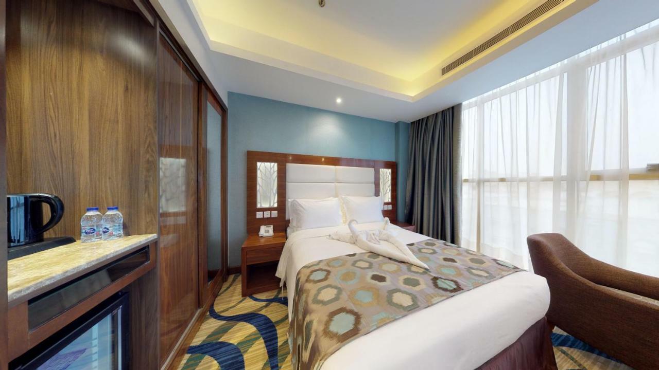 View Hotel 3*